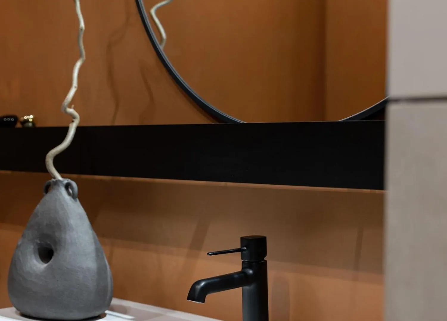 Luxurious Apartments In Milan Hotel